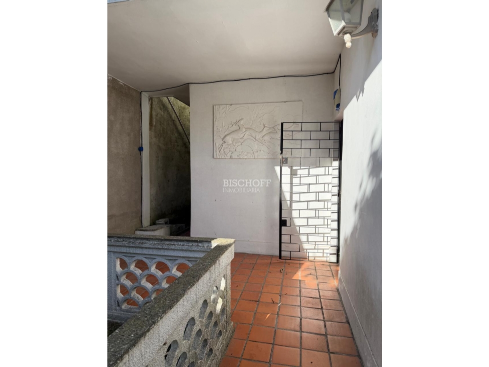 VENTA EN BLOCK DE CASA 3 AMB MAS DEPTO. 2 AMB — foto 3