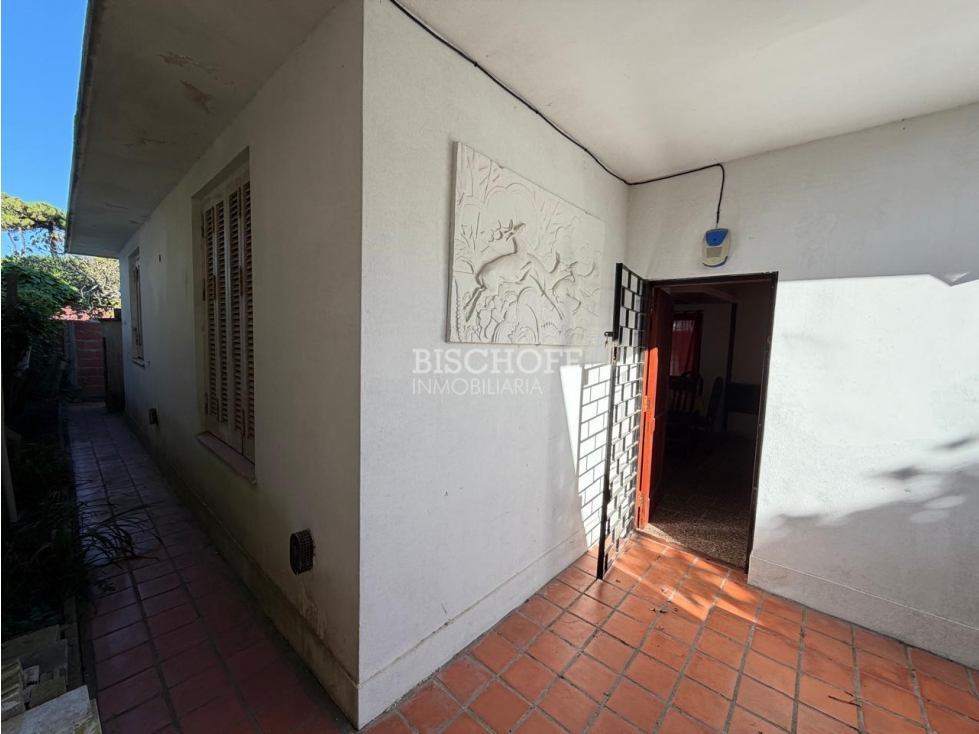 VENTA EN BLOCK DE CASA 3 AMB MAS DEPTO. 2 AMB — foto 4