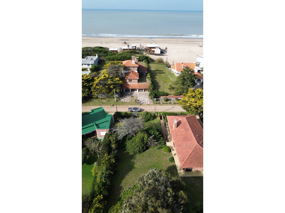 EXCELENTE TERRENO MULTIFAMILIAR EN BARRIO NORTE, VILLA GESELL — foto 5