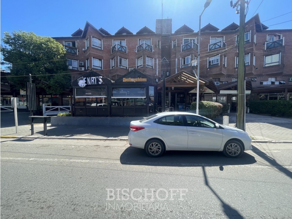 LOCAL COMERCIAL SOBRE AV. SHAW PINAMAR - 1
