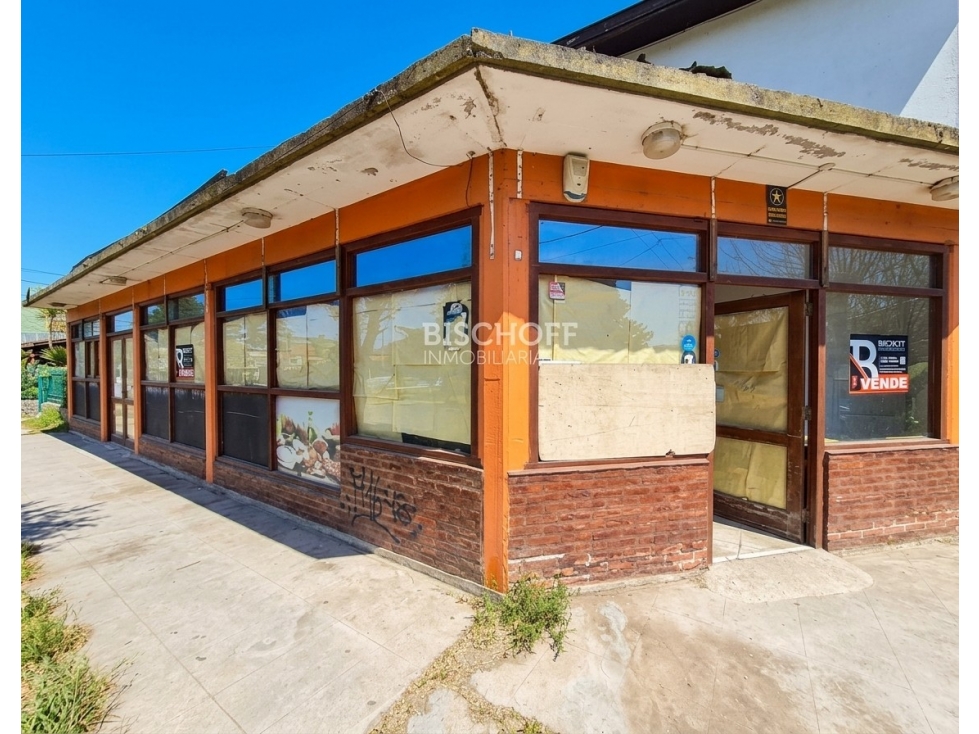LOCAL COMERCIAL EN VENTA. SOBRE PASEO 107