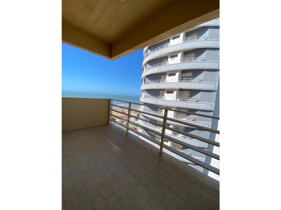 DEPARTAMENTO DE 2 AMBIENTES CON VISTA AL MAR Y COCHERA — foto 5