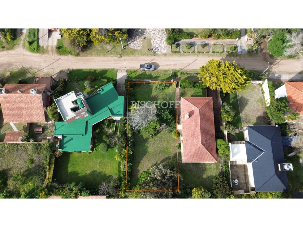 EXCELENTE TERRENO MULTIFAMILIAR EN BARRIO NORTE, VILLA GESELL