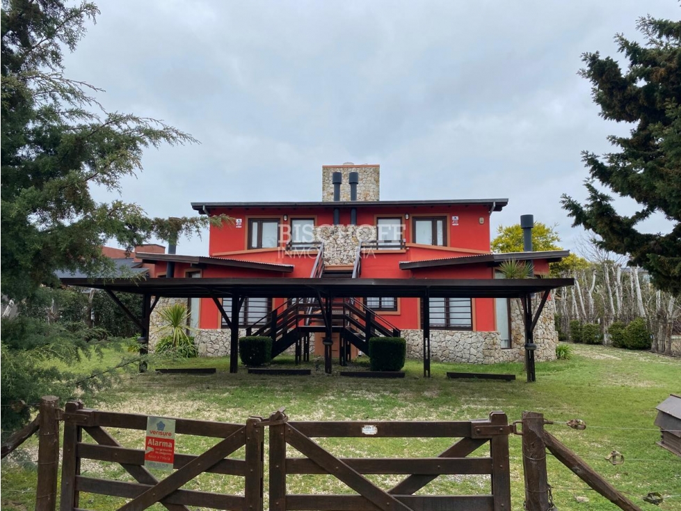 EN VENTA COMPLEJO DE 6 DEPARTAMENTOS EN VILLA GESELL - 2