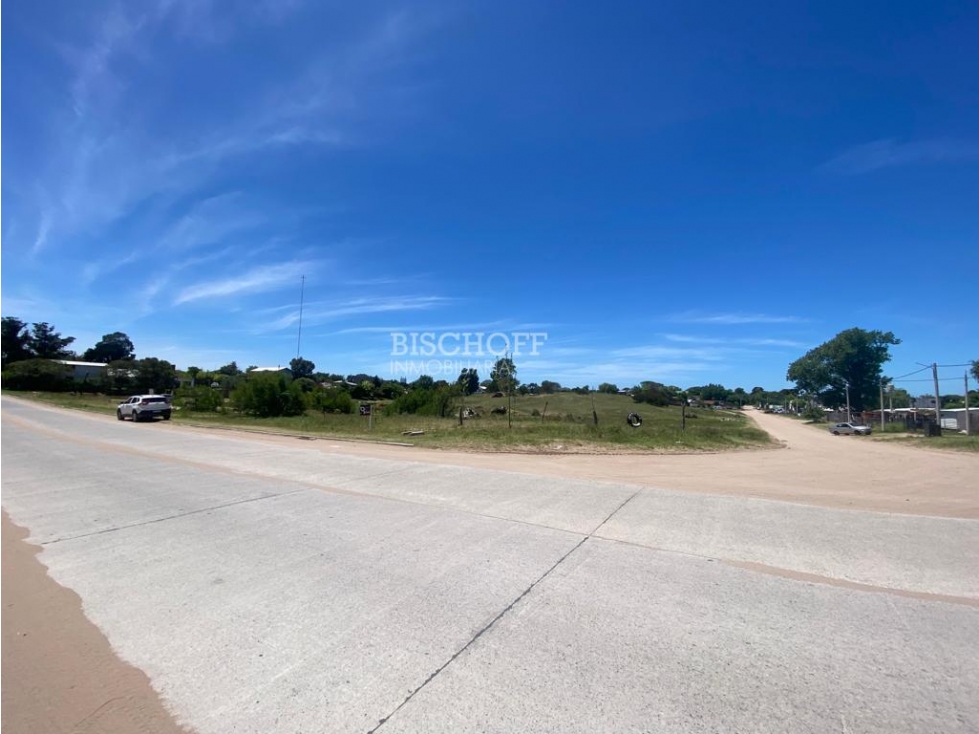 VENTA DE MANZANA EN CIRCUNVALACION, VILLA GESELL — foto 4