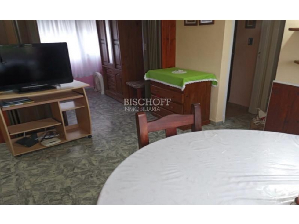 DEPARTAMENTO DE 2 AMBIENTES CON COCHERA — foto 4