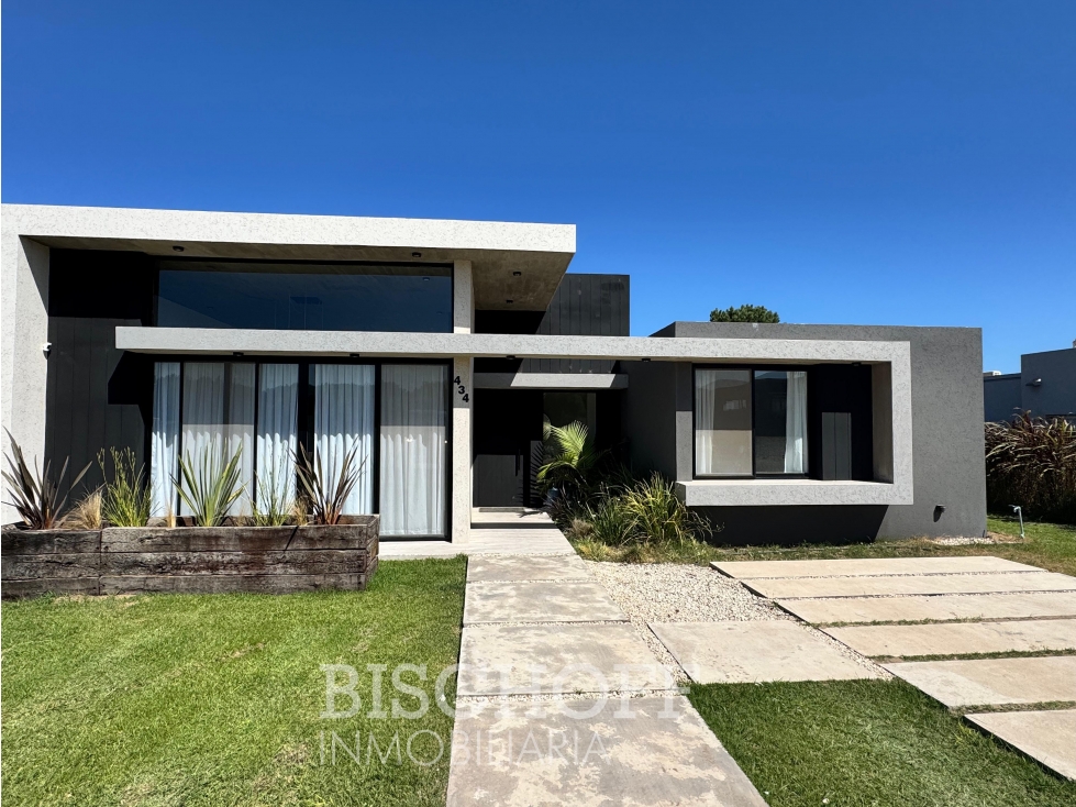 Casa en Venta en Barrio Residencial 1 Costa Esmeralda
