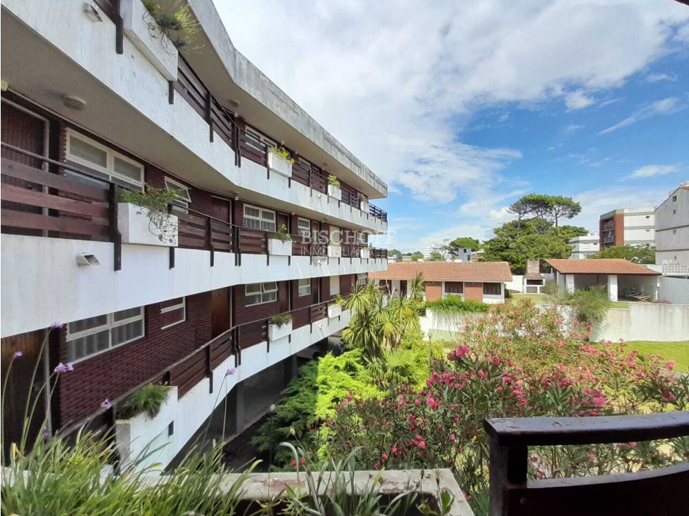 DEPARTAMENTO DE 2 AMBIENTES CON BALCON - 3