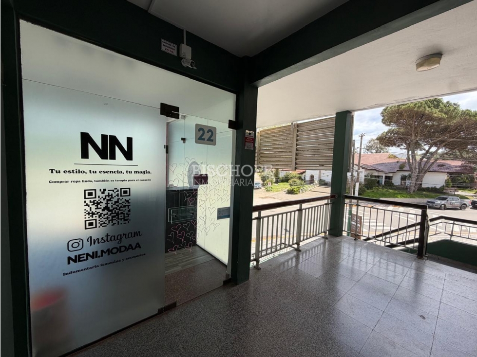 LOCAL COMERCIAL EN VENTA GALERÍA TAXCO CENTER - 1