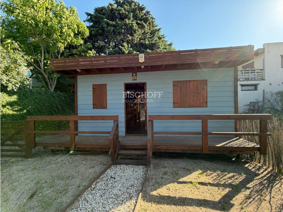EN VENTA DOS CABAÑAS DE 2 AMBIENTES CADA UNA, MAR AZUL — foto 2