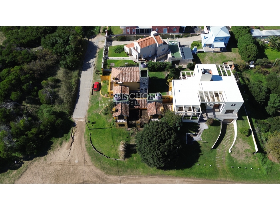 VENTA EN BLOCK DE 2 DUPLEX, EXCELENTES. BARRIO NORTE — foto 3