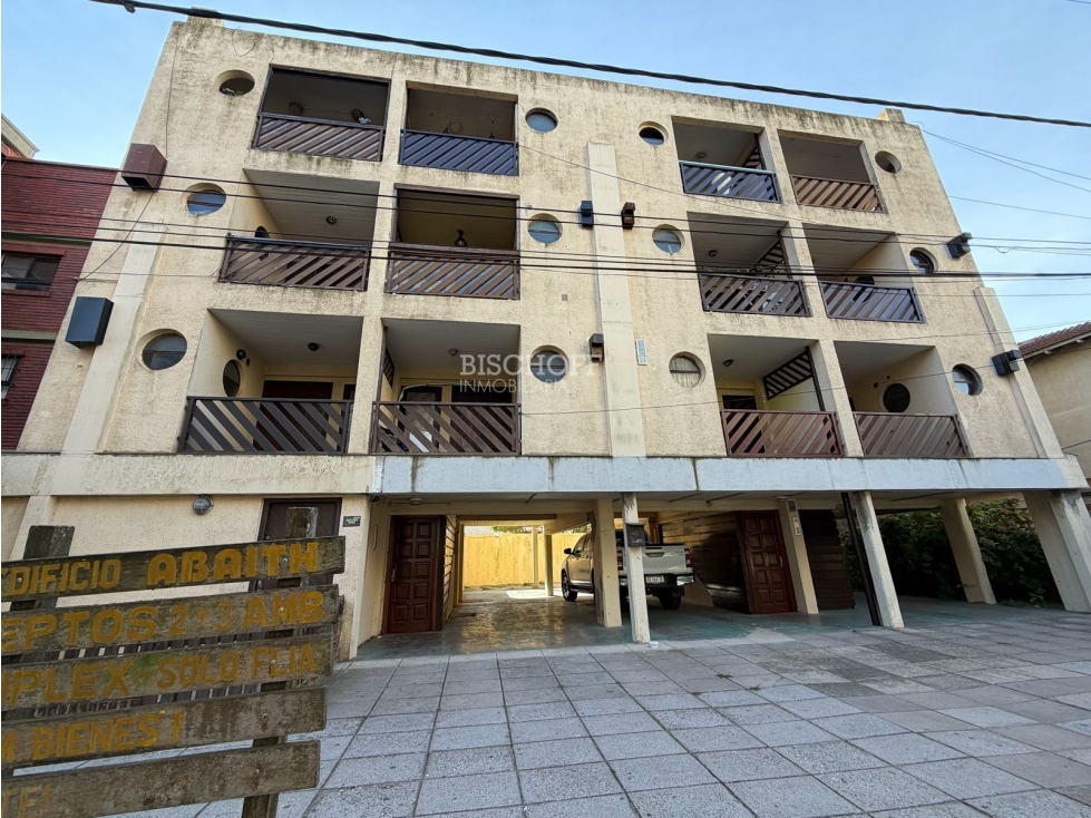 DEPARTAMENTO DE 2 AMBIENTES A UNA CUADRA DEL MAR
