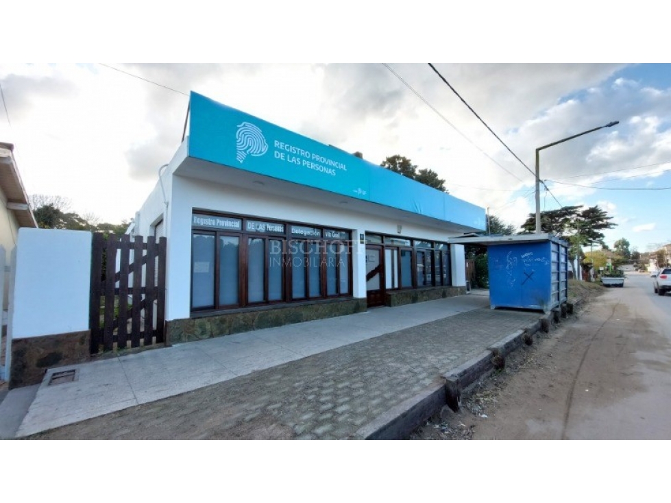 LOCAL COMERCIAL SOBRE AVENIDA, TODOS LOS SERVICIOS - 2