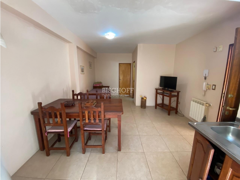 DEPARTAMENTO DE 2 AMBIENTES CON COCHERA, A UNA CUADRA DEL MAR — foto 6