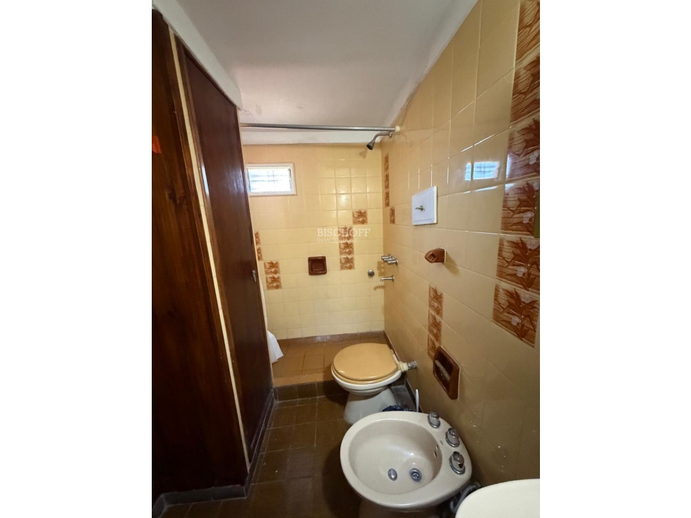 CASA DE 4 AMBIENTES A DOS CUADRAS DEL MAR, ZONA SUR - 6