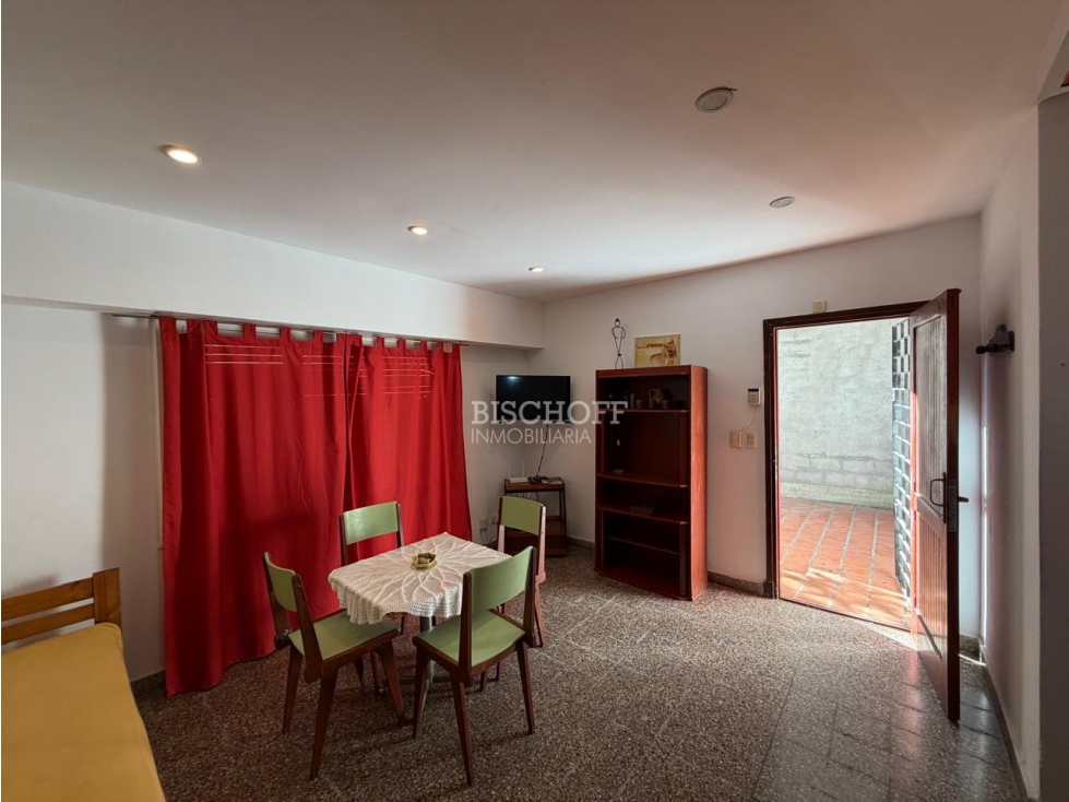 VENTA EN BLOCK DE CASA 3 AMB MAS DEPTO. 2 AMB — foto 6