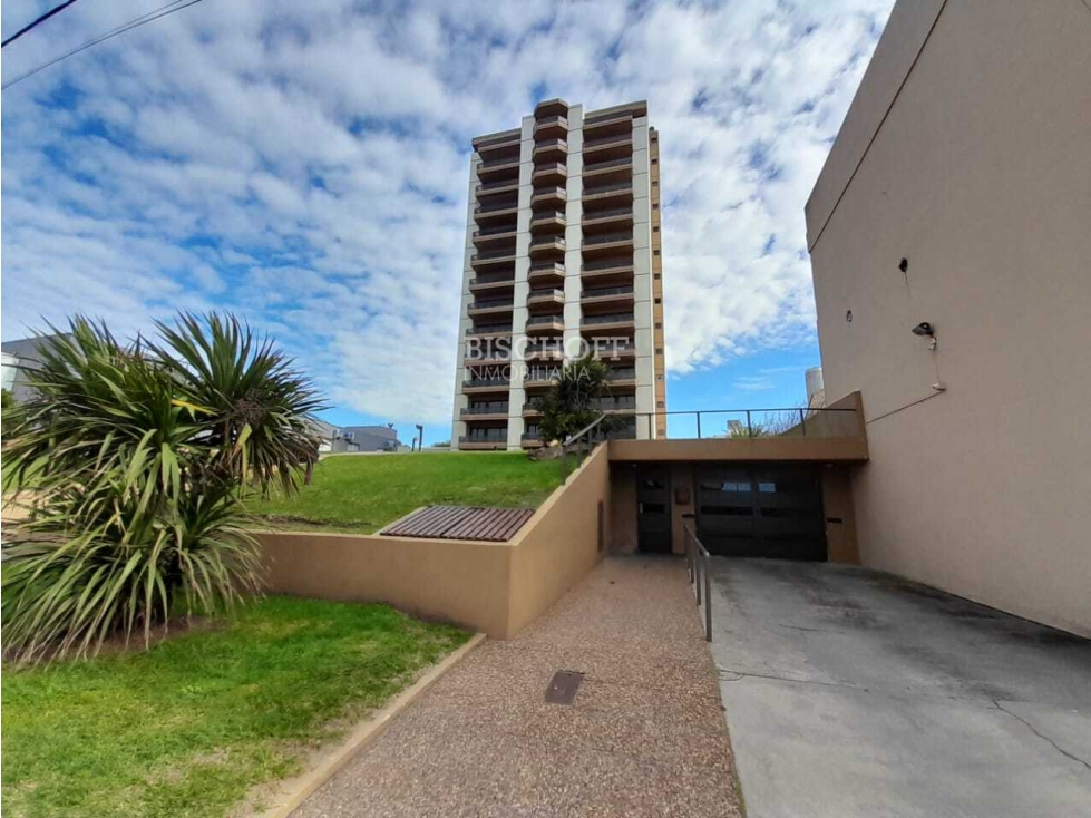 DEPARTAMENTO DE 3 AMBIENTES, CON VISTA AL MAR Y COCHERA — foto 5