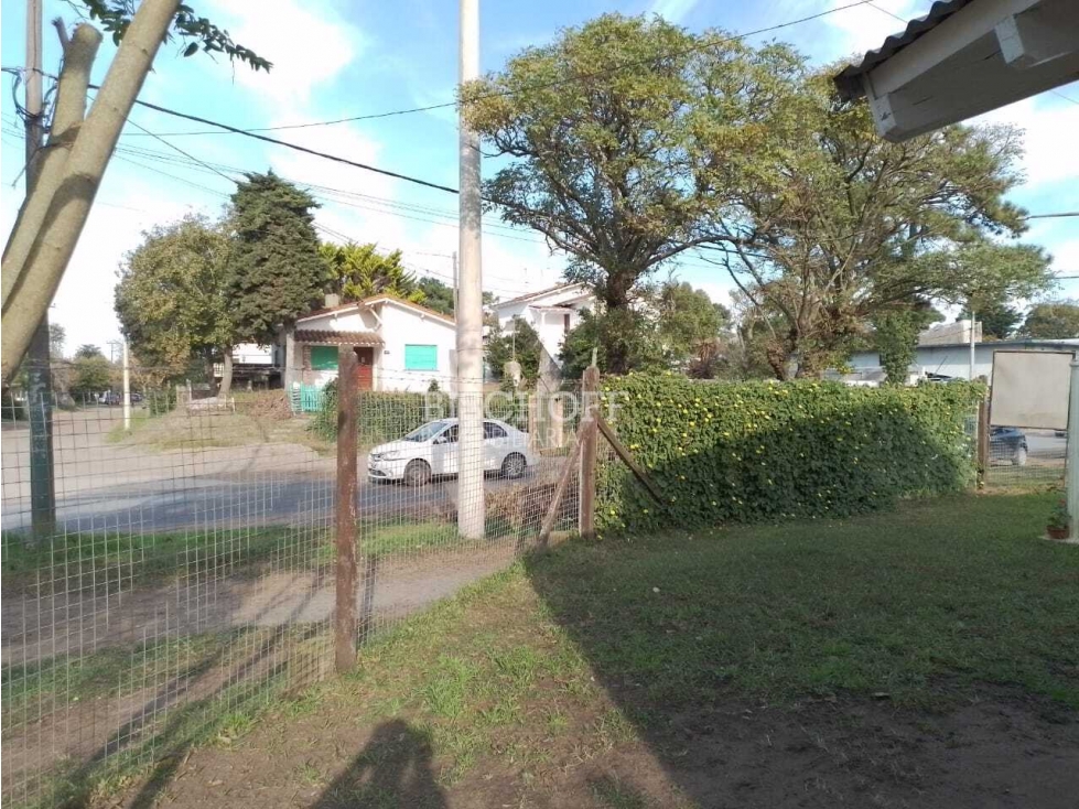 VENTA EN BLOCK, CHALET 3 AMB + 8 HABITACIONES CON BAÑO PRIVADO. - 5