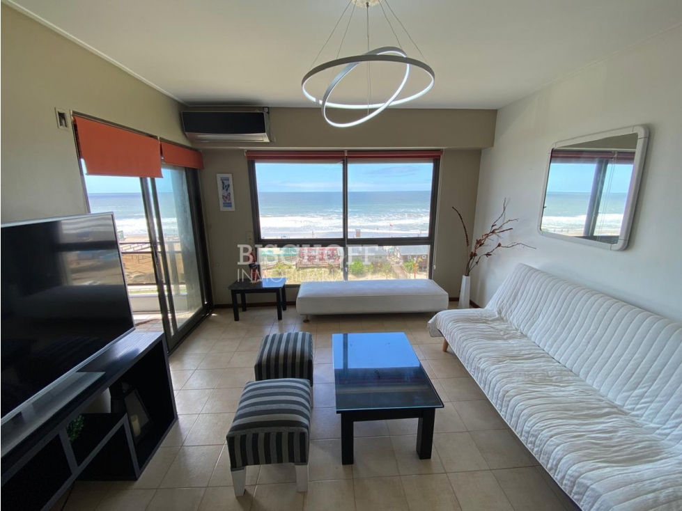 DEPARTAMENTO DE 3 AMBIENTES CON VISTA AL MAR Y COCHERA — foto 5