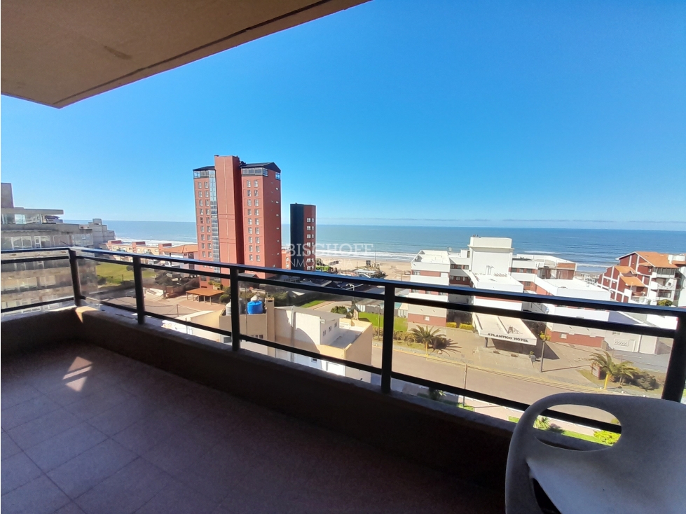 DEPARTAMENTO DE 3 AMBIENTES, CON VISTA AL MAR Y COCHERA — foto 6
