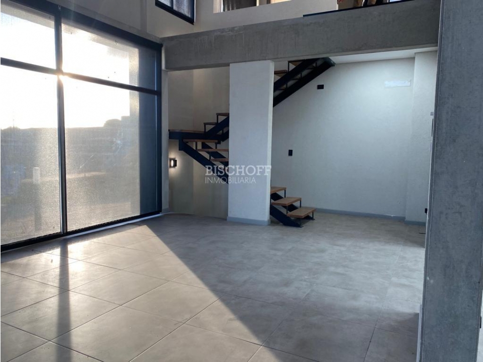 VENTA EN BLOCK DE EXCELENTES LOCALES SOBRE BOULEVARD - 5