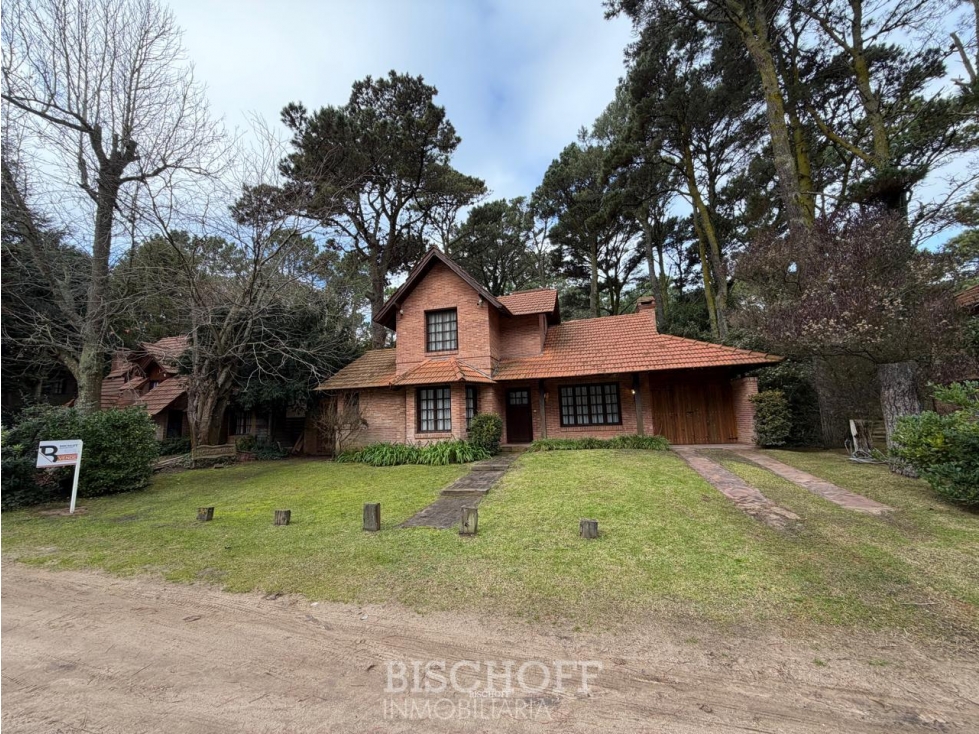 VENTA DE CASA EN BARRIO GOLF PINAMAR - 3