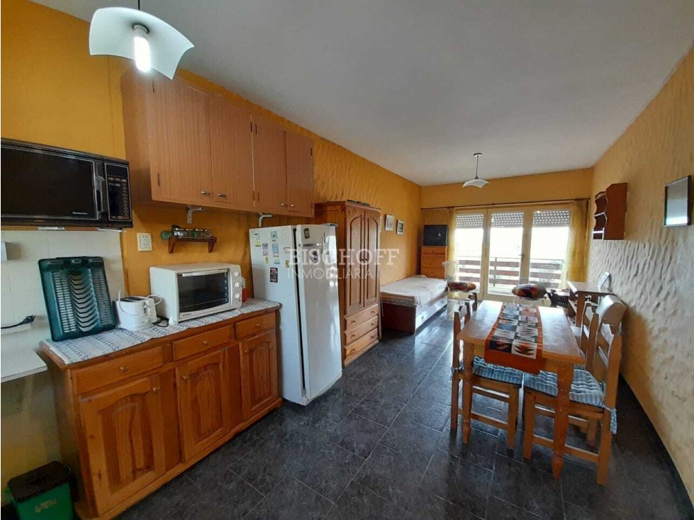 DEPARTAMENTO DE 2 AMBIENTES CON BALCON - 6