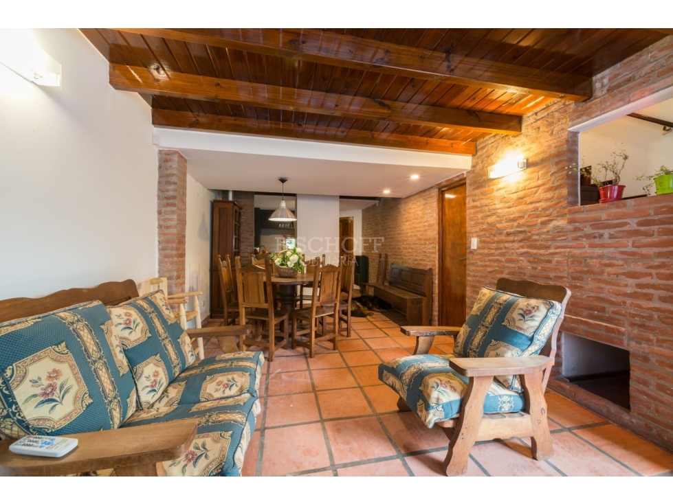 DEPARTAMENTO DE 3 AMBIENTES EN BARRIO NORTE, TODOS LOS SERVICIOS — foto 2