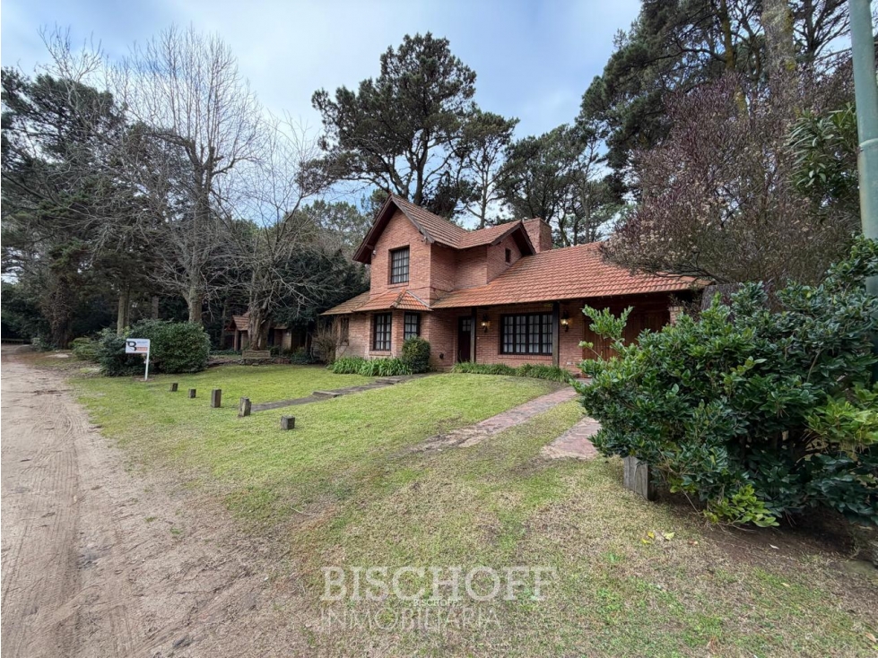 VENTA DE CASA EN BARRIO GOLF PINAMAR - 4