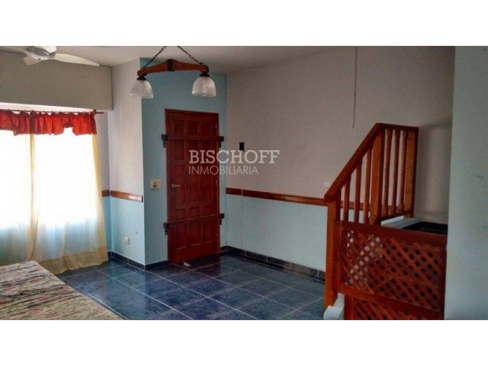 VENTA DE DUPLEX 3 AMBIENTES, TODOS LOS SERVICIOS - 2