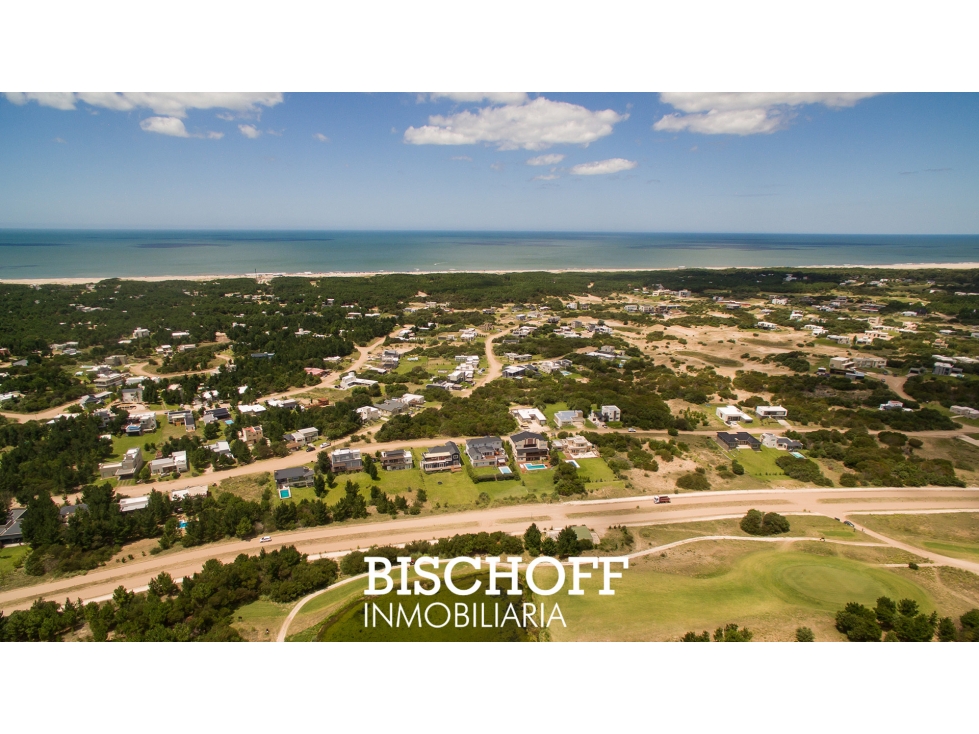 VENTA DE LOTE EN COSTA ESMERALDA - 4