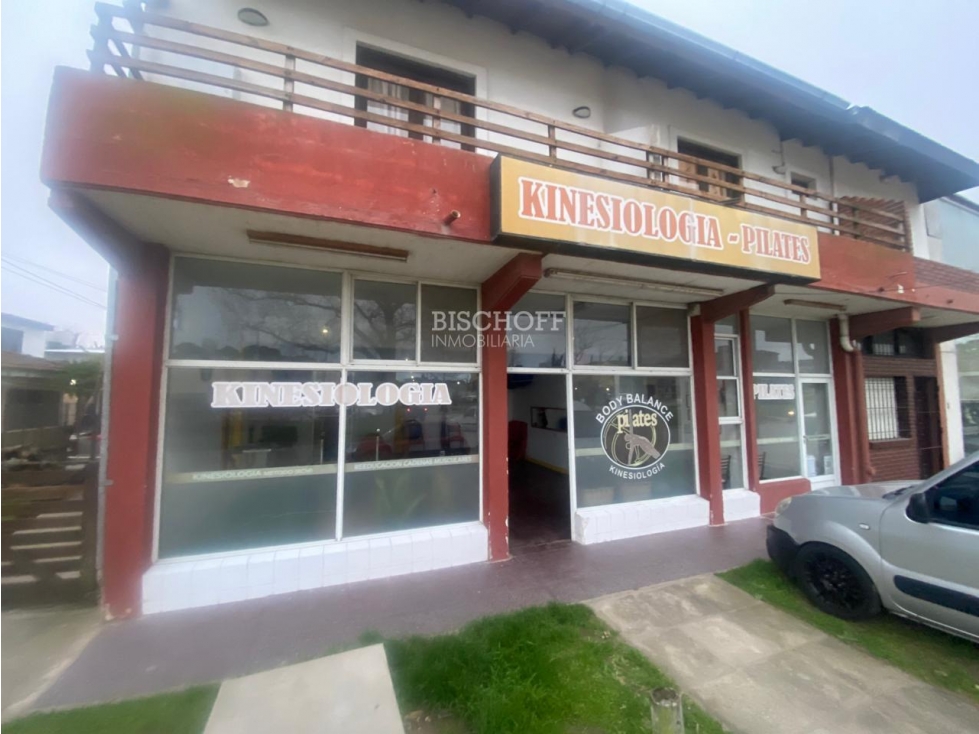 LOCAL COMERCIAL SOBRE BOULEVARD, EXCELENTE UBICACION - 2