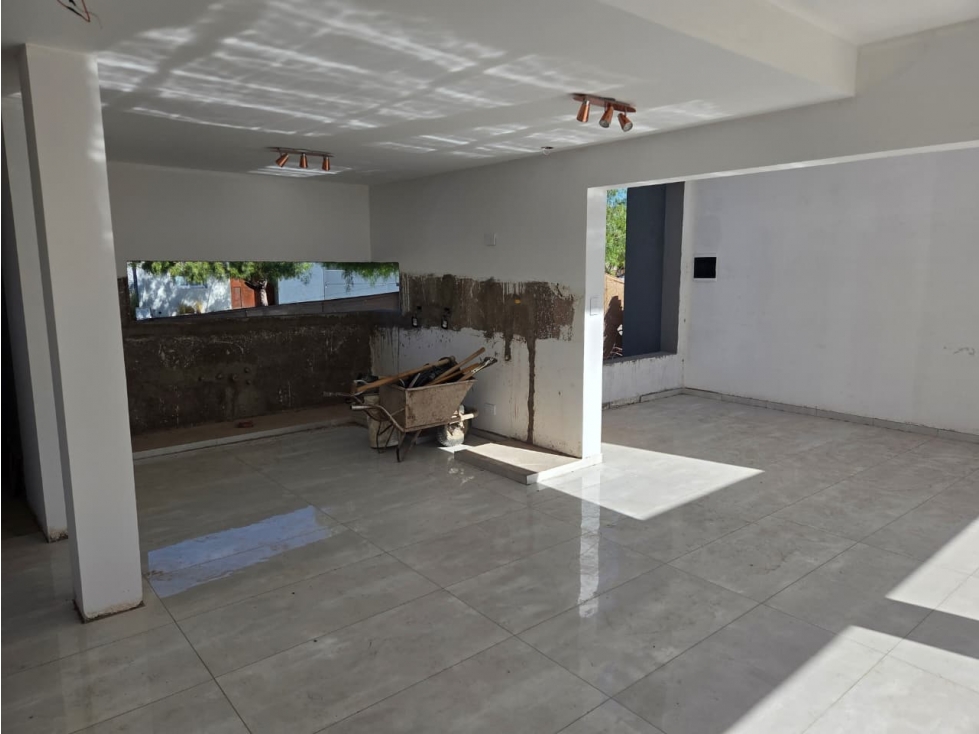 Casa en venta en Barrio Privado Lomas de Russell - Maipú - 5