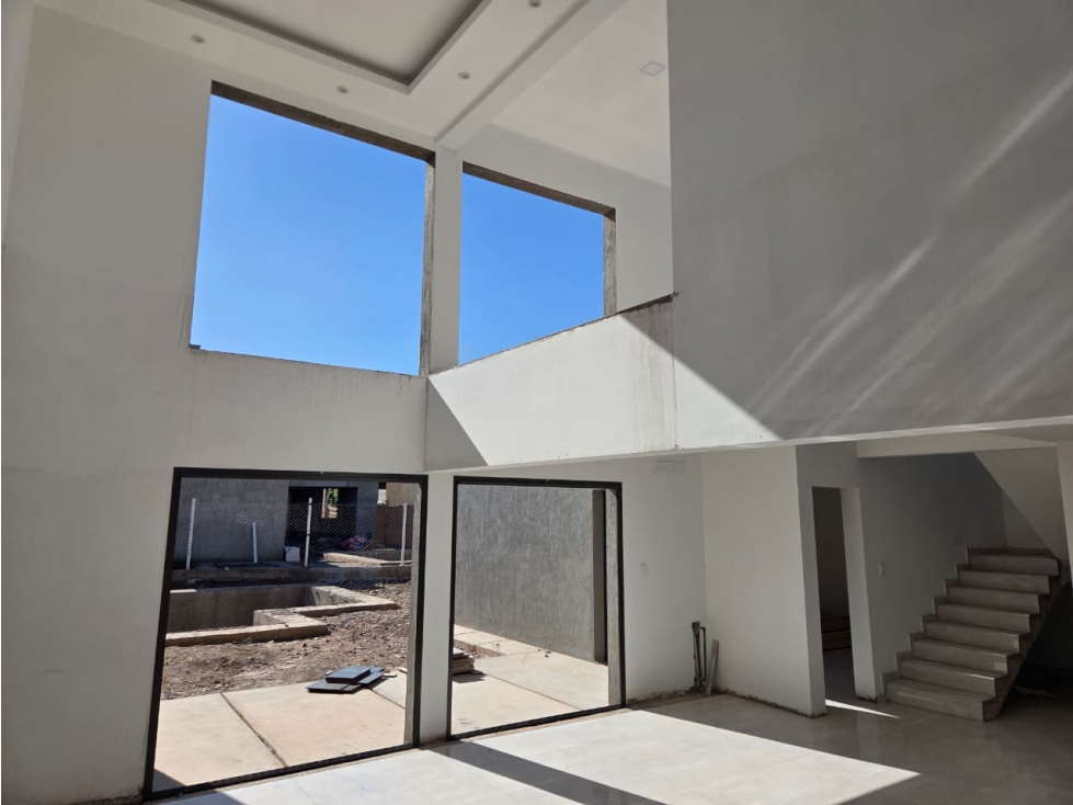 Casa en venta en Barrio Privado Lomas de Russell - Maipú - 4