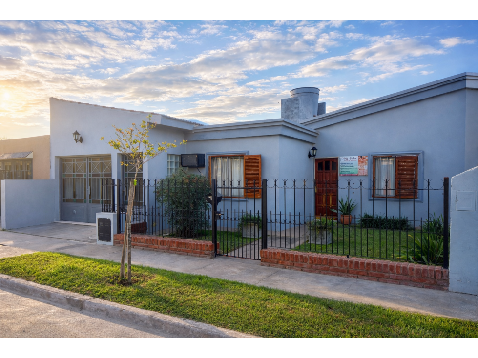 Casa 2 Dormitorios en Venta - 1