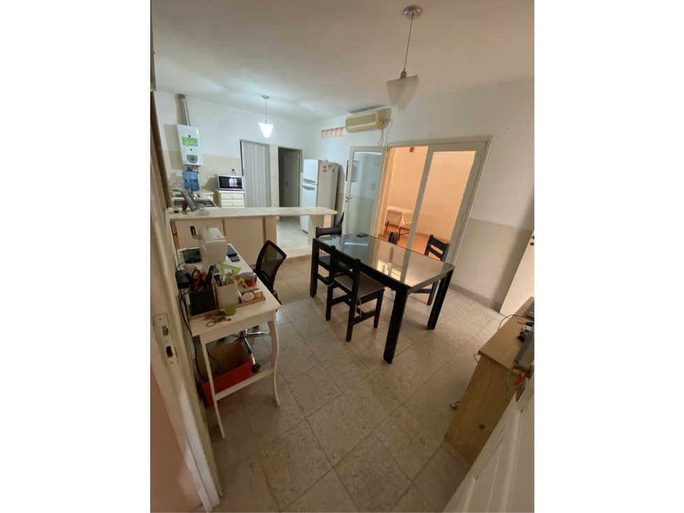 CASA EN VENTA - 3 HABITACIONES - 2