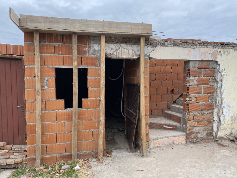 Oportunidad de Inversión! Casa + Deptos en Venta - 5