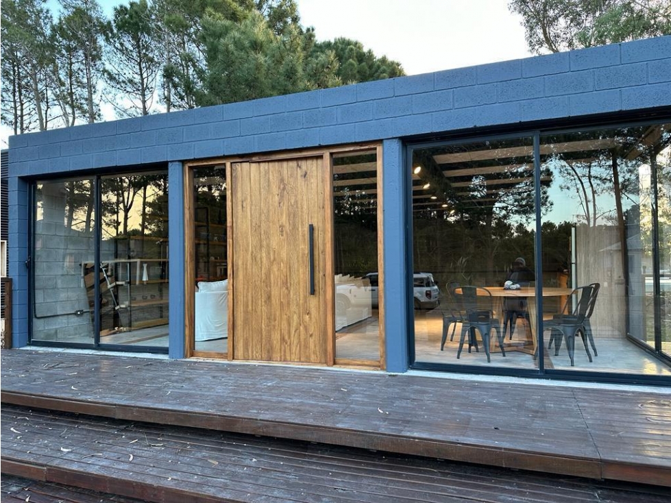 Excelente Casa en Barrio Deportivo 1- Costa Esmeralda. — foto 2