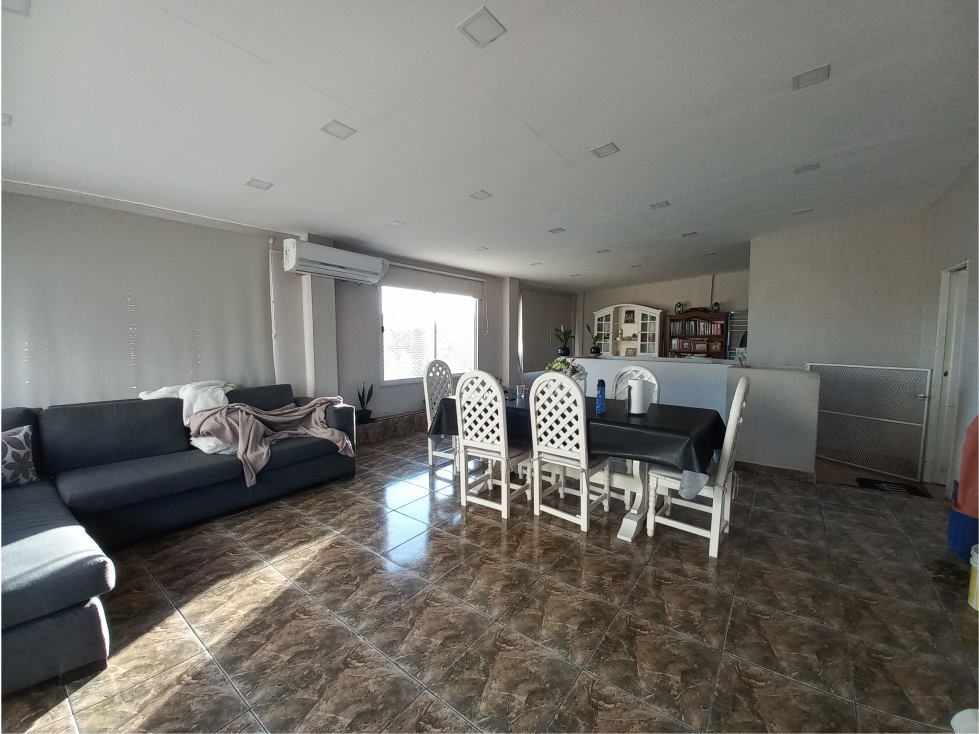 CASA Y DEPTO CALLE TORQUINS - 2