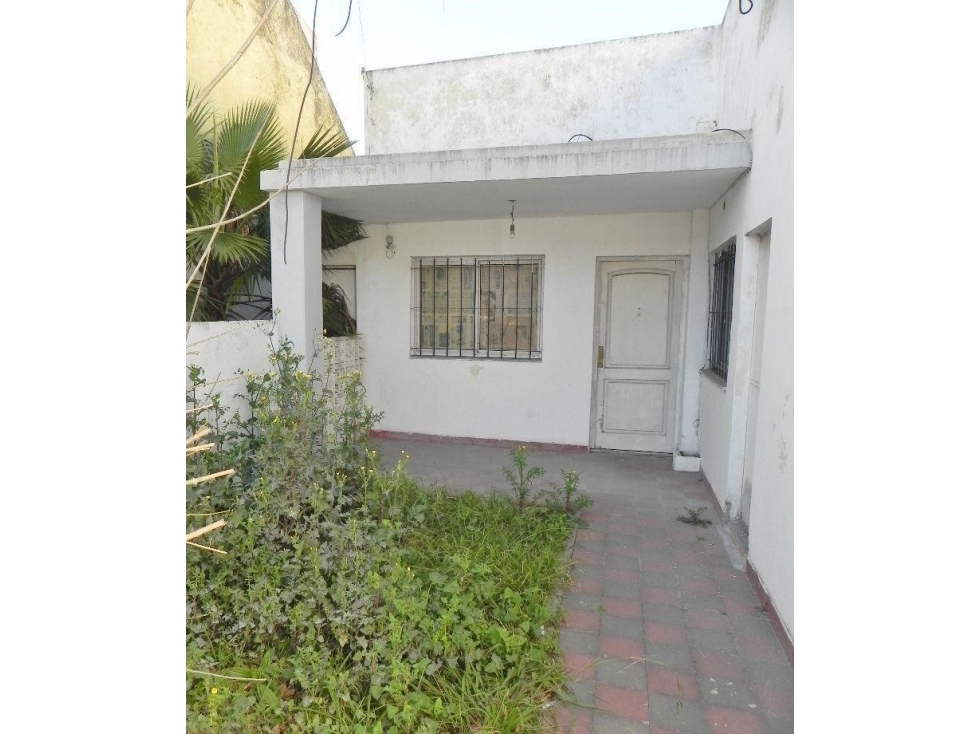 casa y Depto en calle COLOMBIA y BERMEJO — foto 2