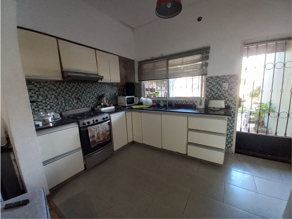 CASA Y DEPTO. EN CASANOVA CENTRO — foto 4