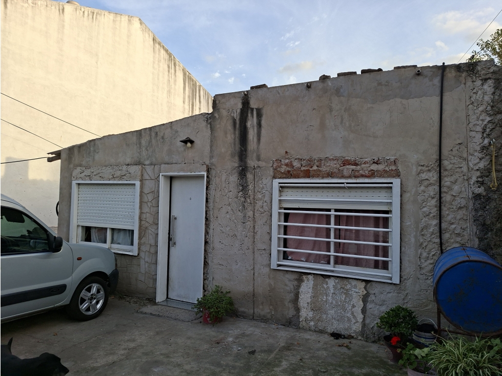 CASA FRENTE Y FONDO. CALLE CETIGNE - 3