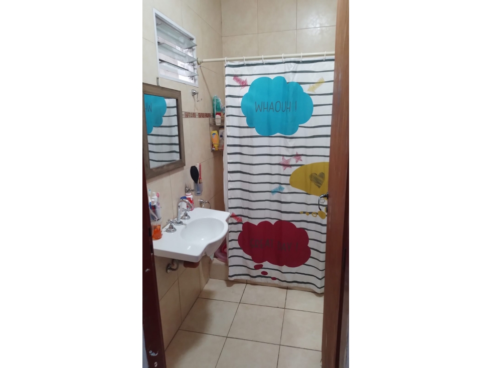 VENEZUELA CASI BERNA ...2 VIVIENDAS — foto 4