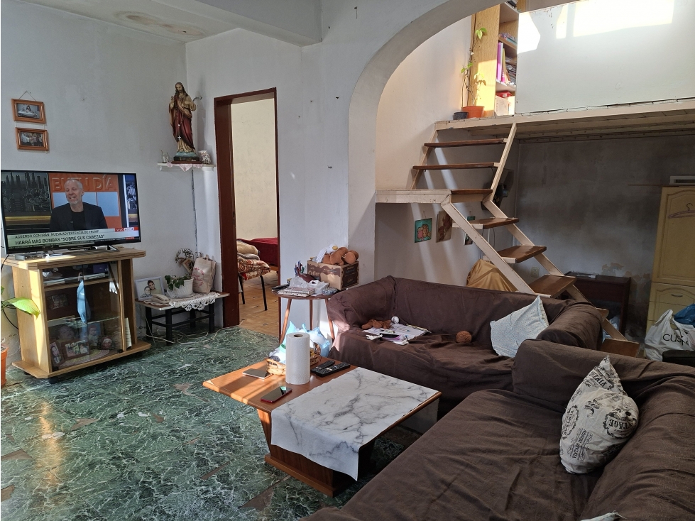 CASA CALLE ESTOCOLMO, VILLA LUZURIAGA - 5