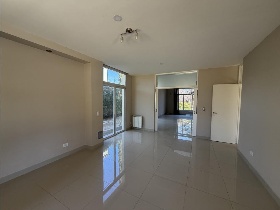 Alquiler Casa 4 dormitorios Lujan de Cuyo con Amenities - 4