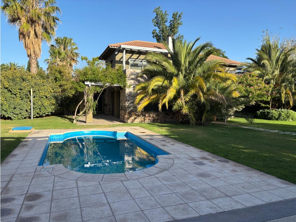 Alquiler Casa 4 dormitorios en Lujan de Cuyo con Amenities - 1