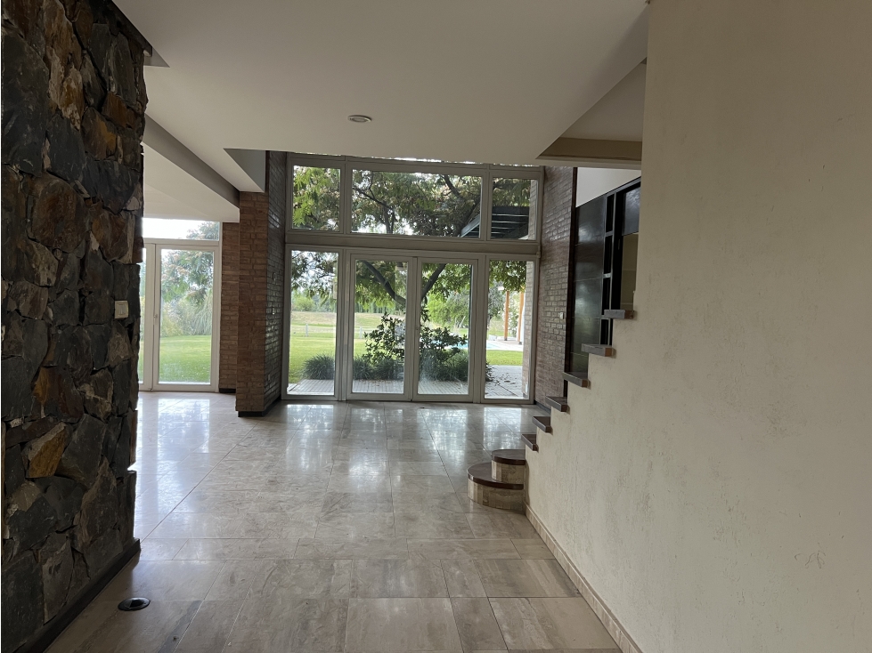 Venta Casa 4 dormitorios Lujan de Cuyo con Amenities — foto 2