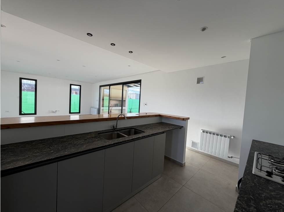 Venta Casa 4 ambientes en Lujan de Cuyo — foto 3