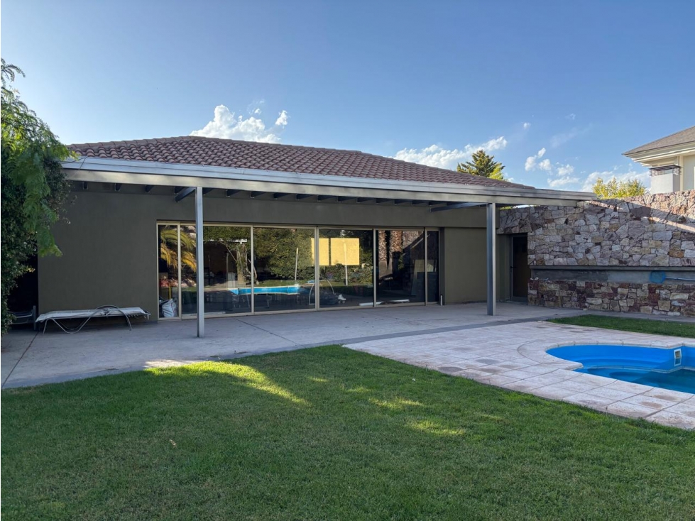 Alquiler Casa 4 dormitorios en Lujan de Cuyo con Amenities - 3