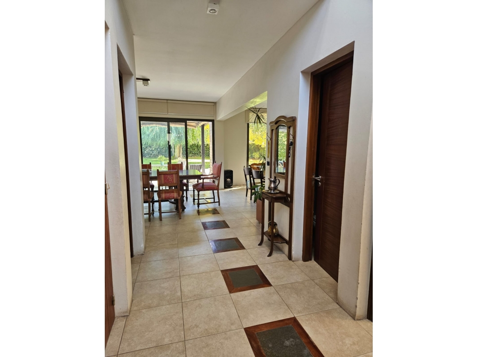 Venta Casa 4 dormitorios en Lujan de Cuyo Barrio Pueyrredón - 4
